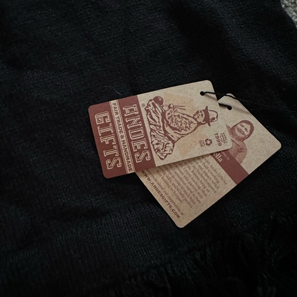 Poncho💎🥶 - Picture 4 of 4